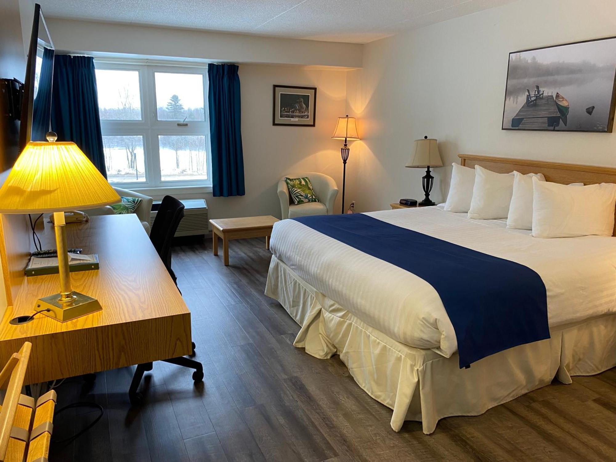 Chateau Logue Hotel Maniwaki Eksteriør bilde